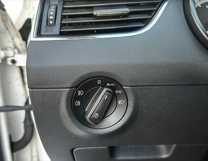 Škoda Octavia Sedan / Limuzína 1,4 l 81 kw