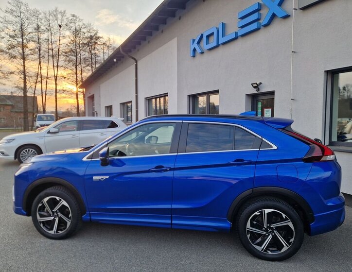 Mitsubishi Ostatní SUV / Terénní 2,4 l 138 kw