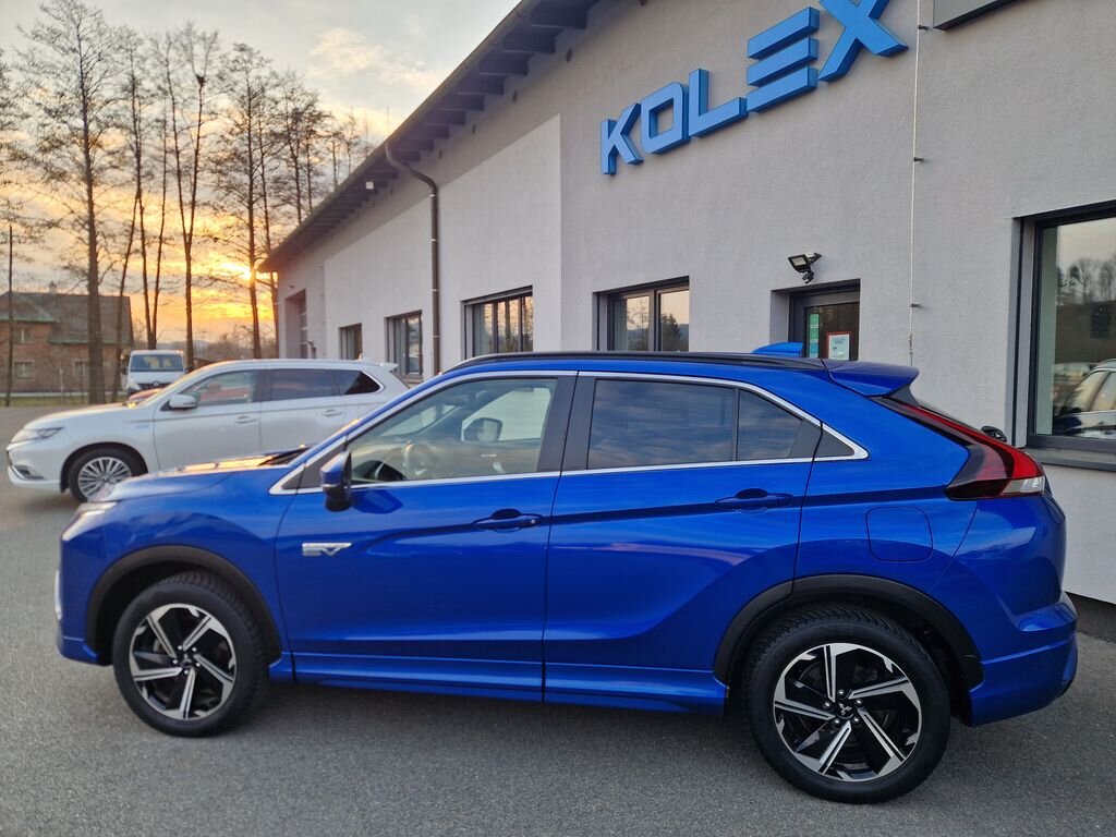 Mitsubishi Ostatní SUV / Terénní 2,4 l 138 kw