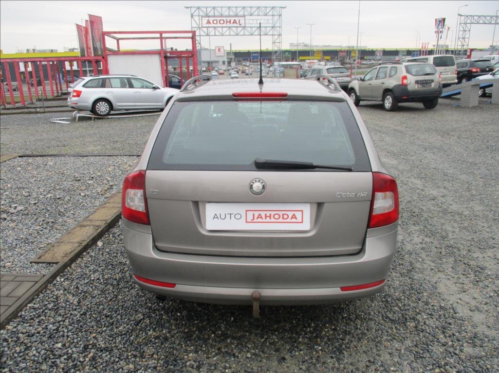 Škoda Octavia Kombi 1,6 l 77 kw
