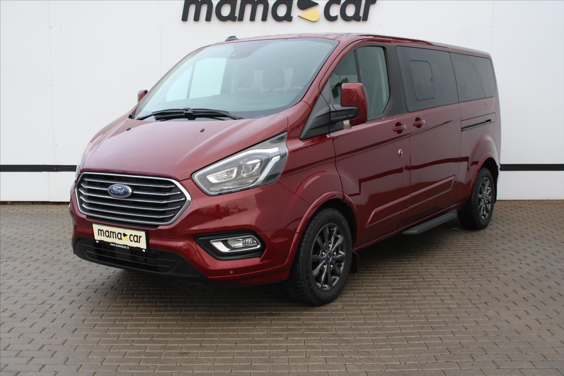 Ford Tourneo Custom MPV 2,0 l 136 kw