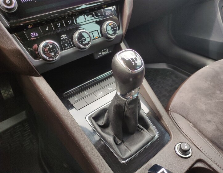 Škoda Octavia Kombi 2,0 l 110 kw