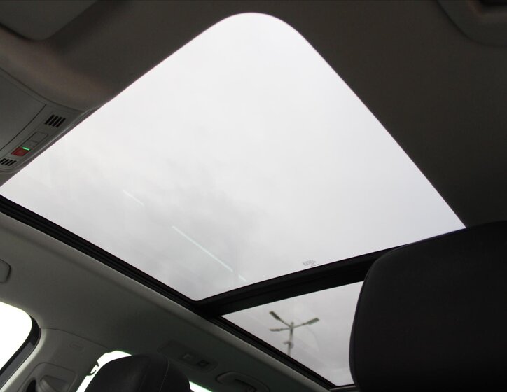 Volkswagen Tiguan SUV 2,0 l 110 kw