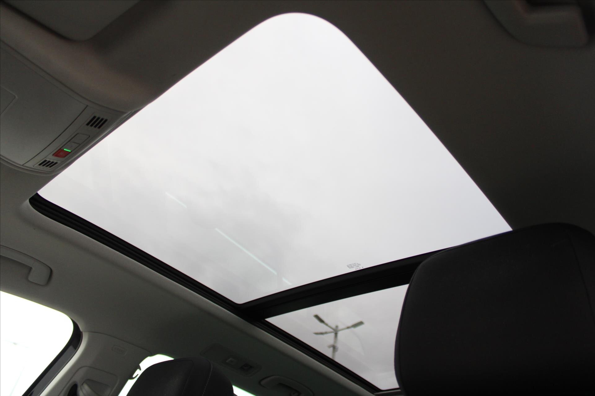 Volkswagen Tiguan SUV 2,0 l 110 kw