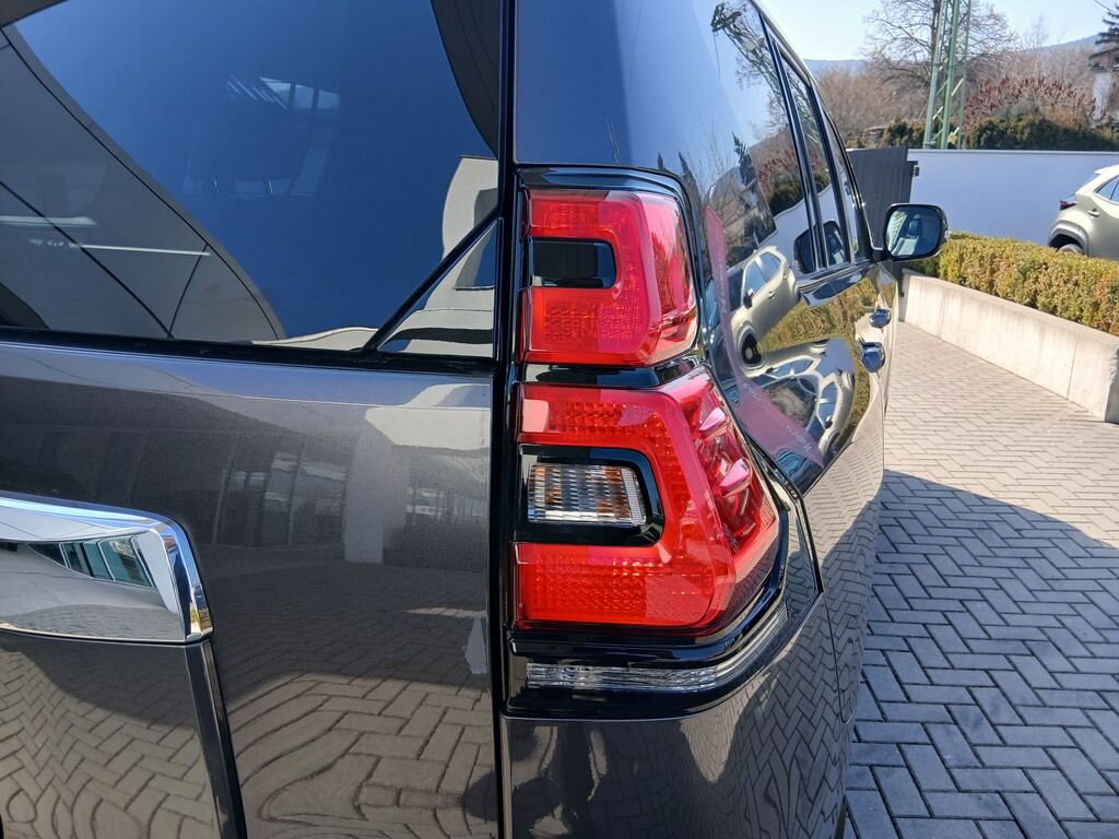 Toyota Land Cruiser SUV / Terénní 2,8 l 150 kw