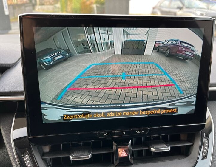 Toyota Corolla Sedan 1,5 l 92 kw