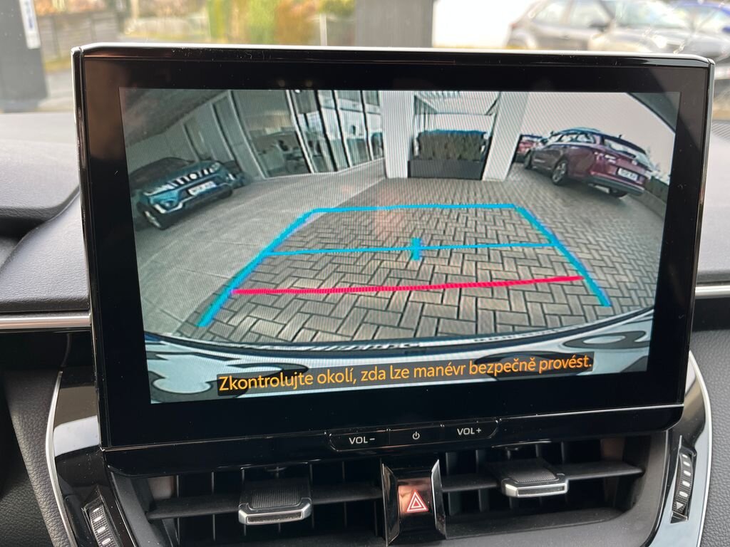 Toyota Corolla Sedan 1,5 l 92 kw