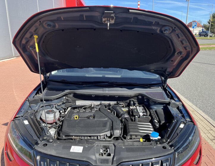Škoda Karoq SUV / Terénní 1,5 l 110 kw