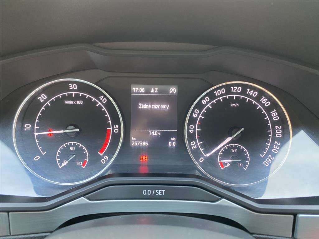 Škoda Superb Kombi 2,0 l 110 kw