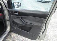 Ford Kuga SUV / Terénní 2,0 l 100 kw