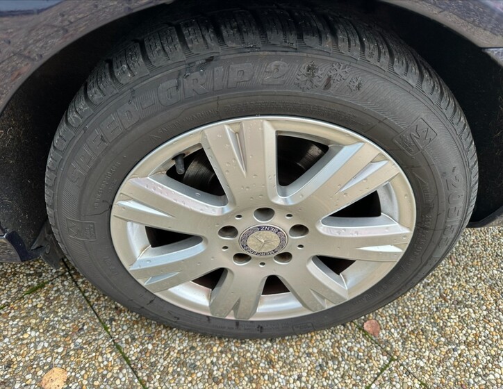 Mercedes-Benz Třídy C 32