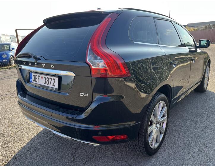 Volvo XC60 6