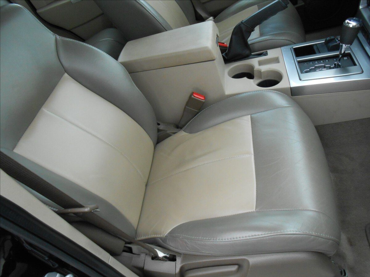 Jeep Cherokee SUV 3,7 l 151 kw