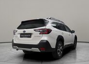 Subaru Outback SUV 2,5 l 124 kw