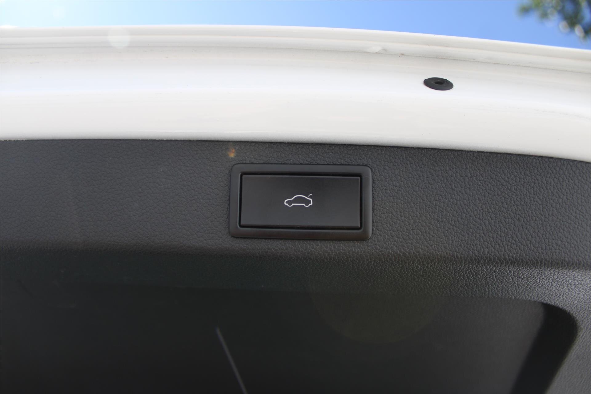 Škoda Superb Kombi 2,0 l 200 kw