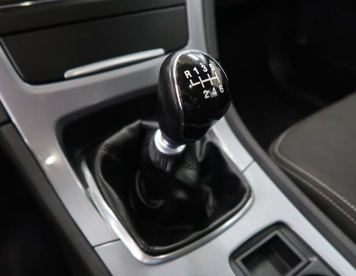 Ford Mondeo Kombi 2,0 l 103 kw