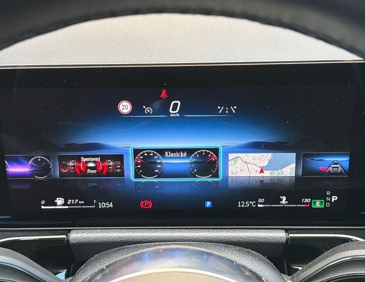 Mercedes-Benz GLA SUV / Terénní 2,0 l 85 kw