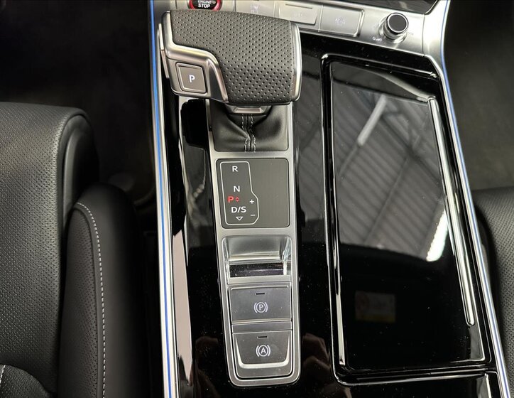 Audi S6 Kombi 3,0 l 253 kw