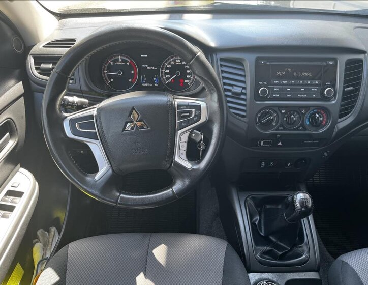 Mitsubishi L200 Pick-up 2,3 l 110 kw