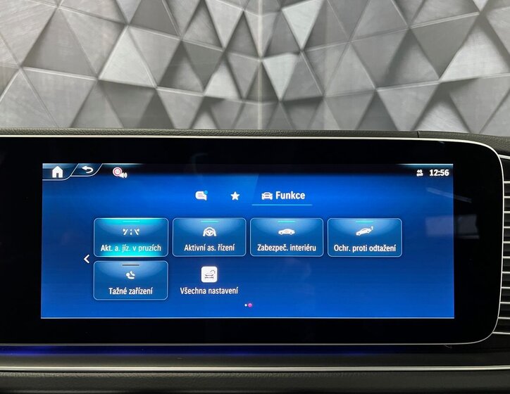 Mercedes-Benz GLS 25