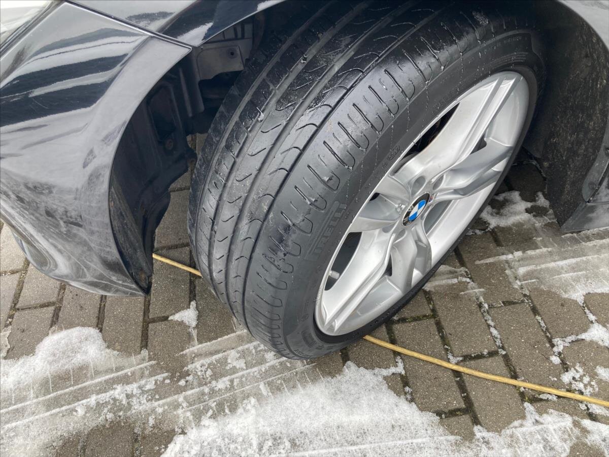 BMW Řada 3 Kombi 2,0 l 180 kw