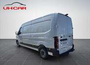 Nissan Interstar 7