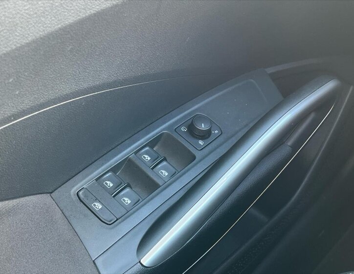 Škoda Fabia Hatchback 999,0 70 kw