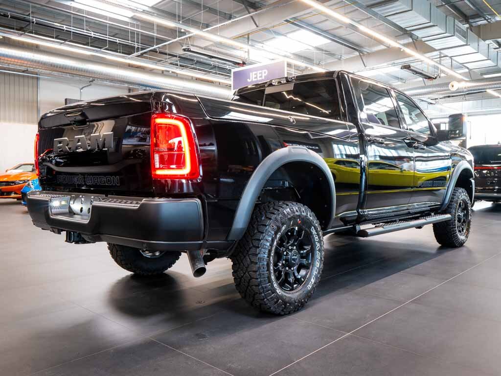 Dodge RAM Pick-up 6,4 l 306 kw