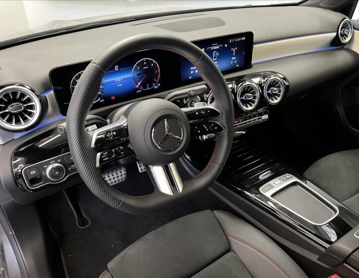 Mercedes-Benz Třídy A 9