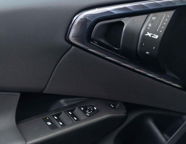 BMW X3 SUV 2,0 l 145 kw