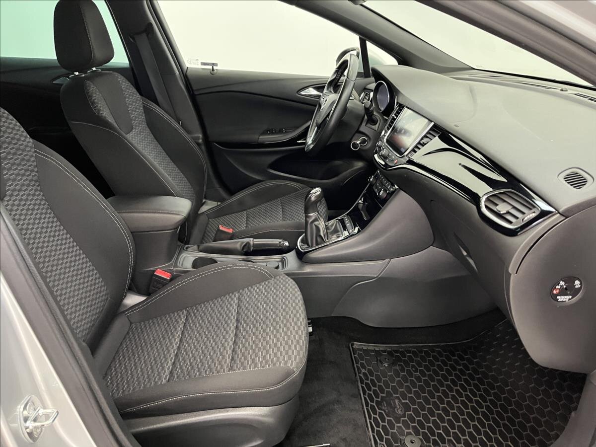 Opel Astra Hatchback 1,6 l 118 kw