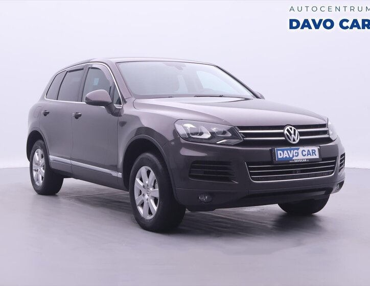 Volkswagen Touareg 1