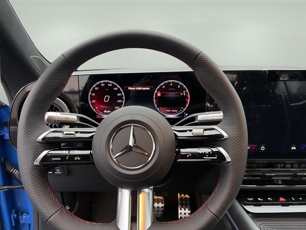 Mercedes-Benz CLA Sedan 1,5 l 120 kw