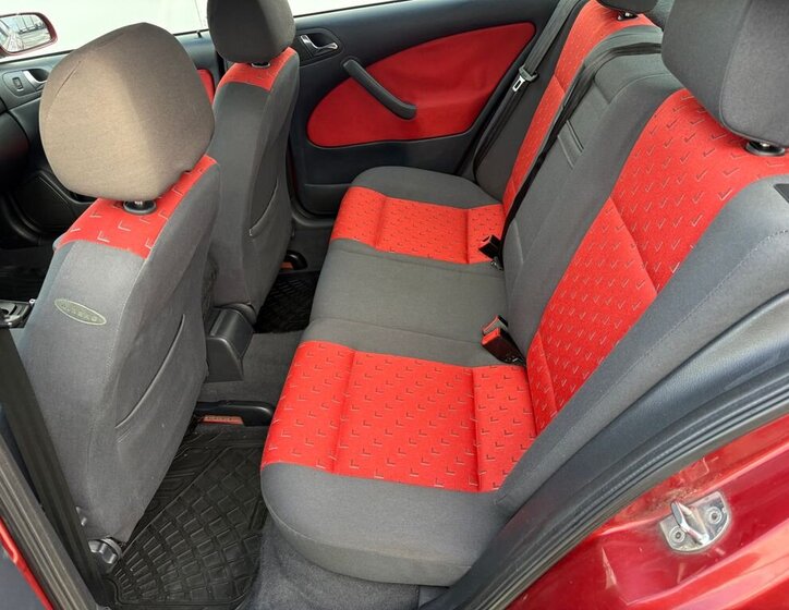 Škoda Octavia Liftback 2,0 l 85 kw