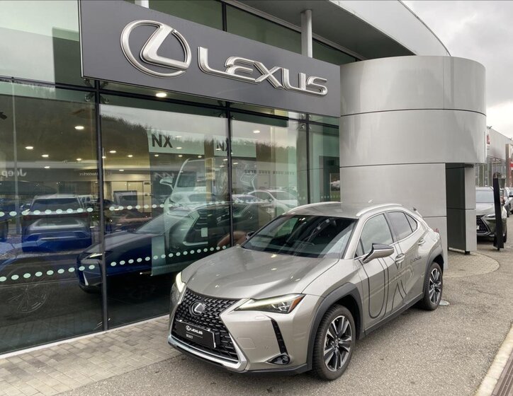 Lexus UX 250h Hatchback 2,0 l 135 kw