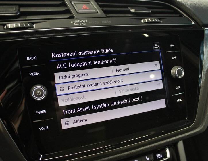 Volkswagen Touran MPV 1,5 l 110 kw