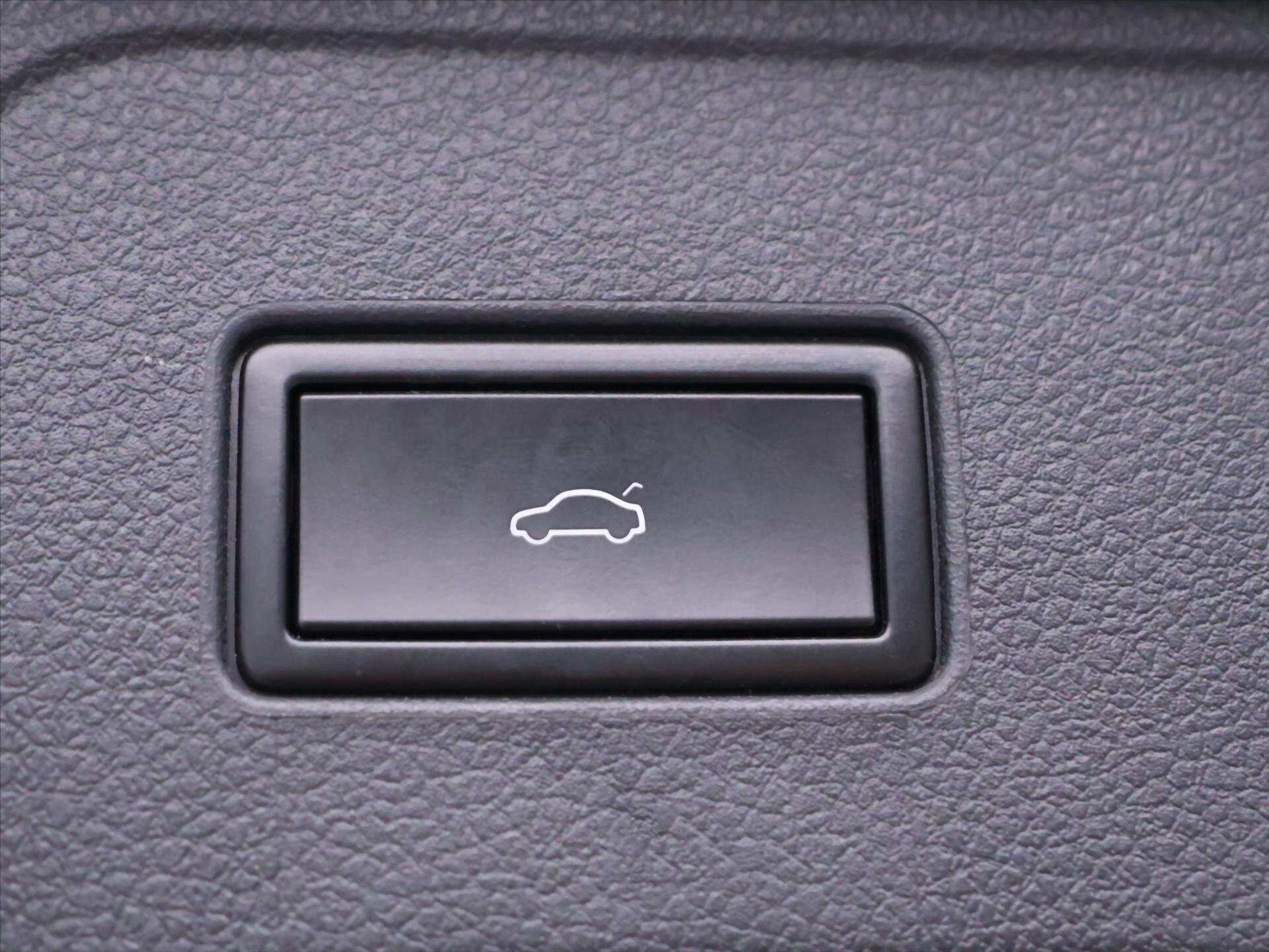 Volkswagen Passat Kombi 1,5 l 373 kw