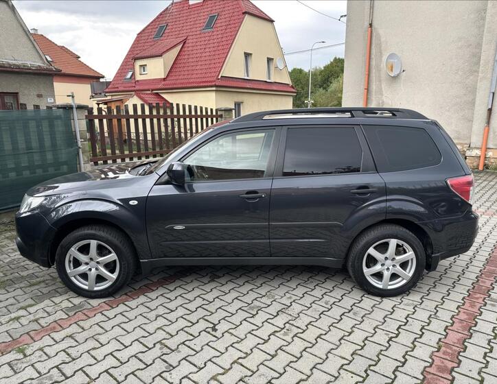 Subaru Forester 8