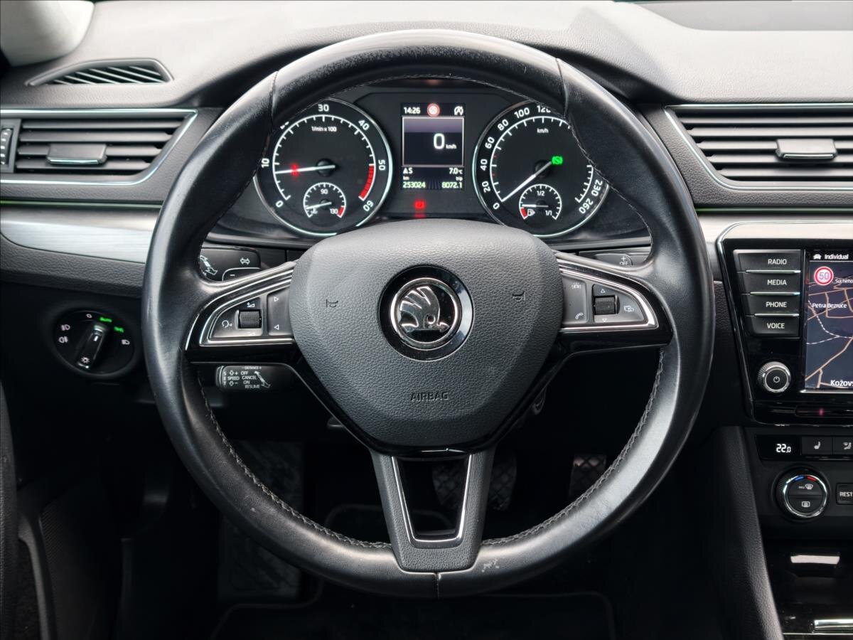 Škoda Superb Liftback 2,0 l 140 kw