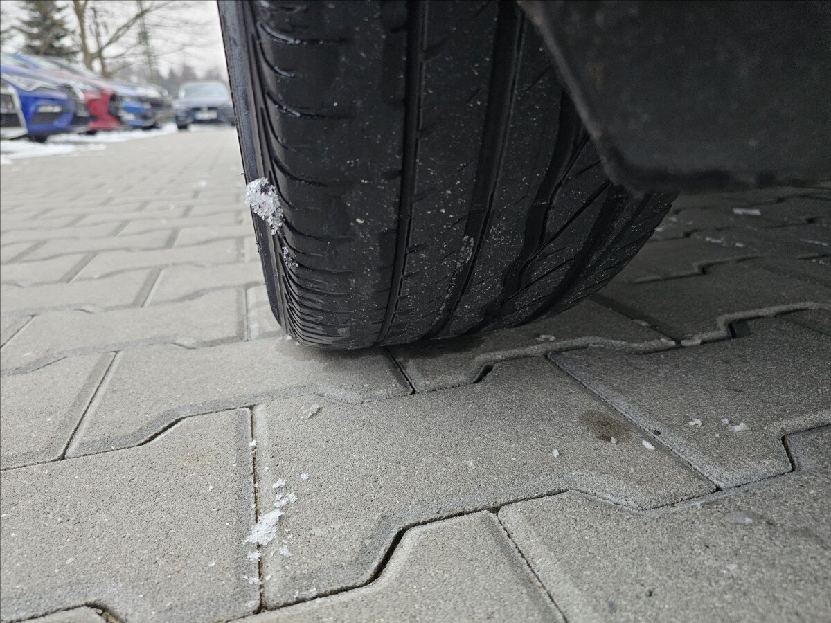 Škoda Rapid Hatchback 1,2 l 66 kw