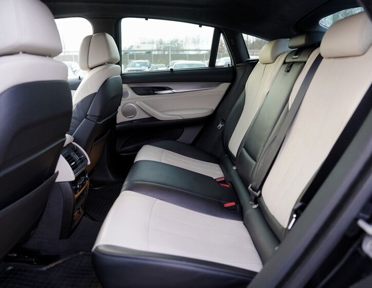 BMW X6 21