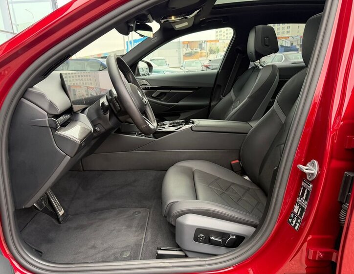 BMW Řada 5 Sedan / Limuzína 3,0 l 210 kw