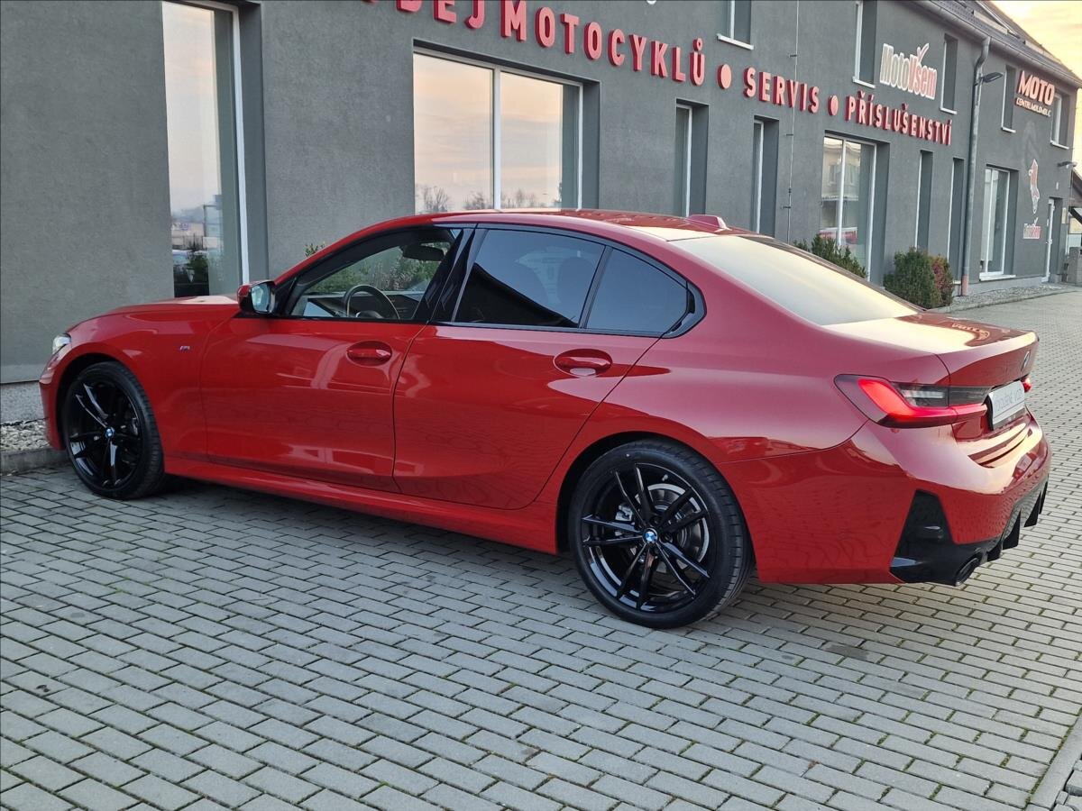 BMW Řada 3 Sedan / Limuzína 2,0 l 140 kw