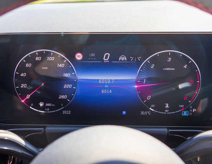 Mercedes-Benz GLA 26