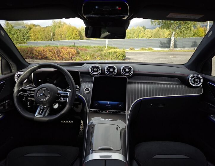 Mercedes-Benz GLC 10