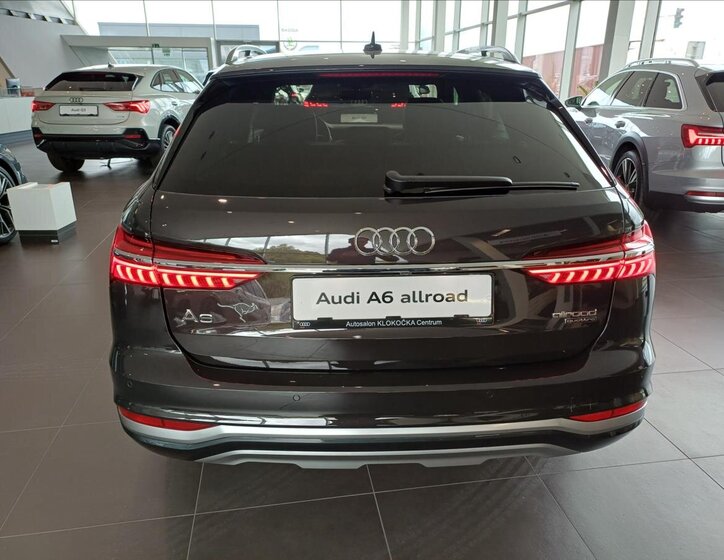 Audi A6 Allroad 6