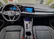 Volkswagen Golf 24