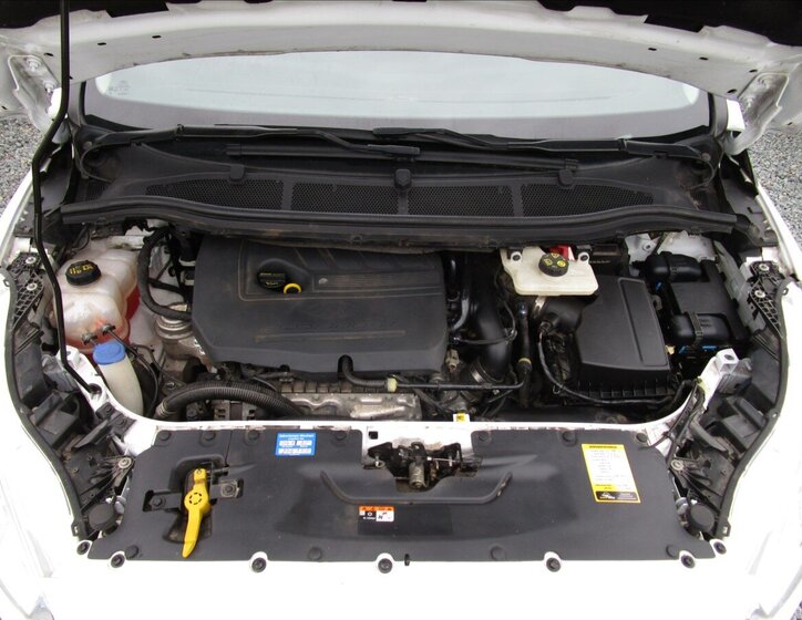 Ford Galaxy MPV 1,5 l 121 kw