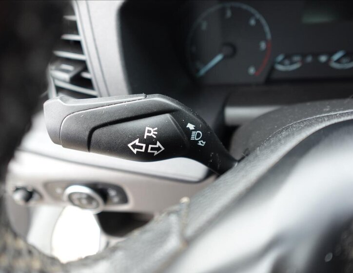 Ford Transit Valník 2,0 l 96 kw