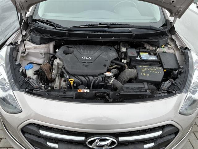 Hyundai i30 Kombi 1,6 l 99 kw